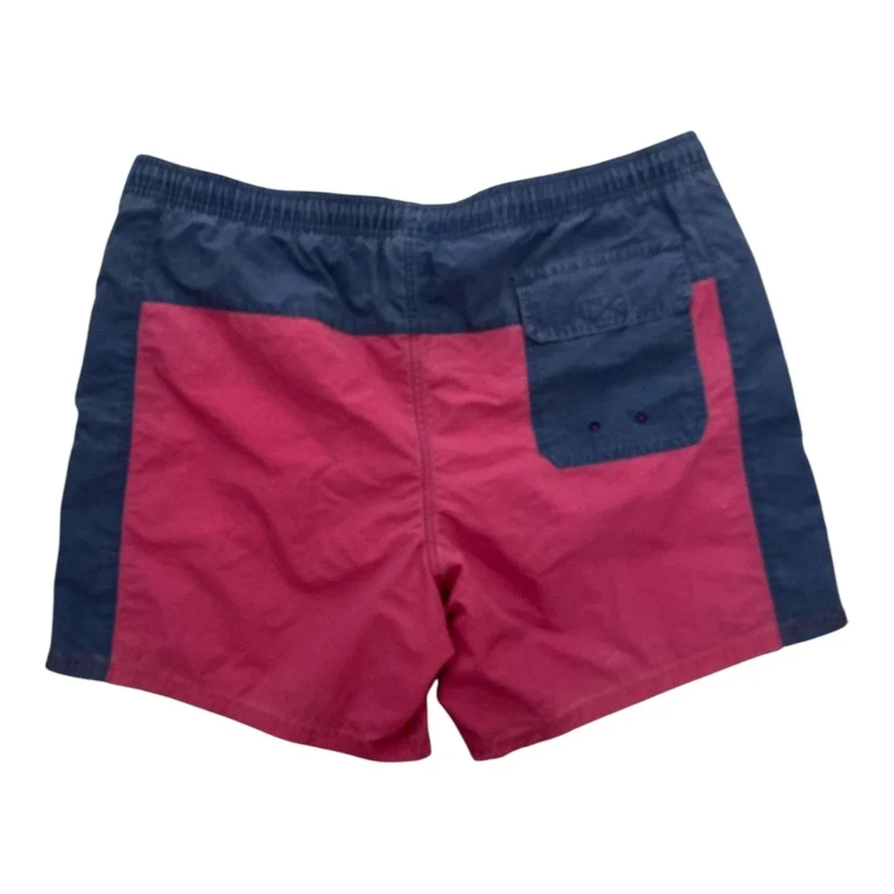 Vineyard Vine Size XL Men's Swimwear Red Pieced Island USA Flag‎ Chappy